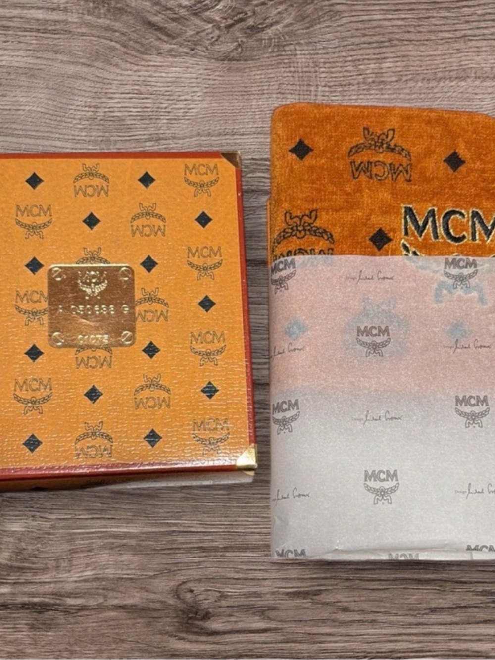 MCM Visetos Embroidered Logo Face Towel -